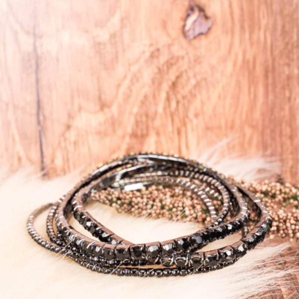 Sparkle your way through the night with this dazzling pair of crystal hoop earri